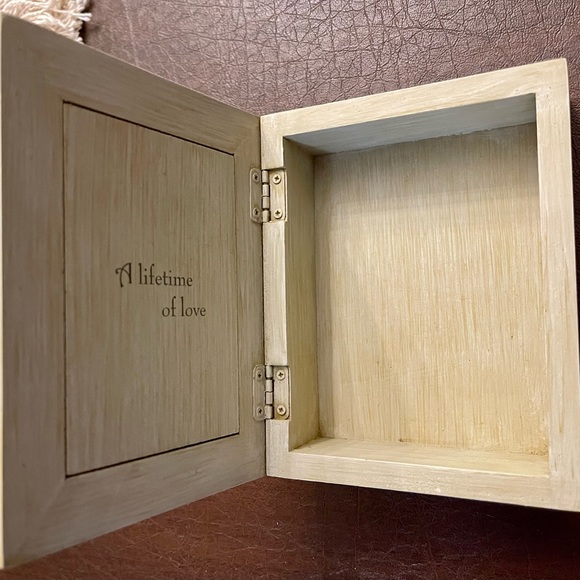 Willow Tree Jewelry Box - Picture 2 of 4